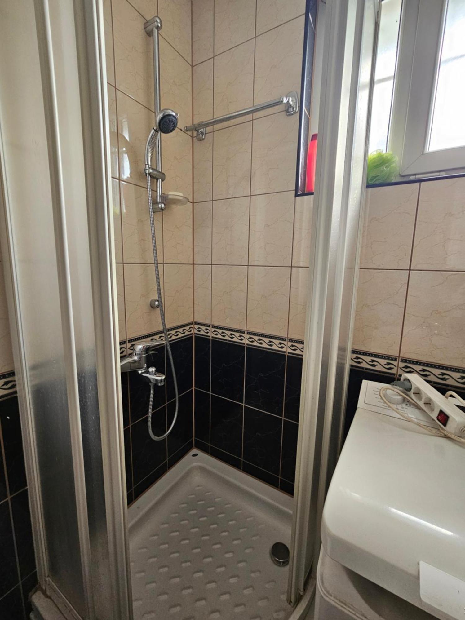Old Town Retreat Apartment Sarajevo Bagian luar foto