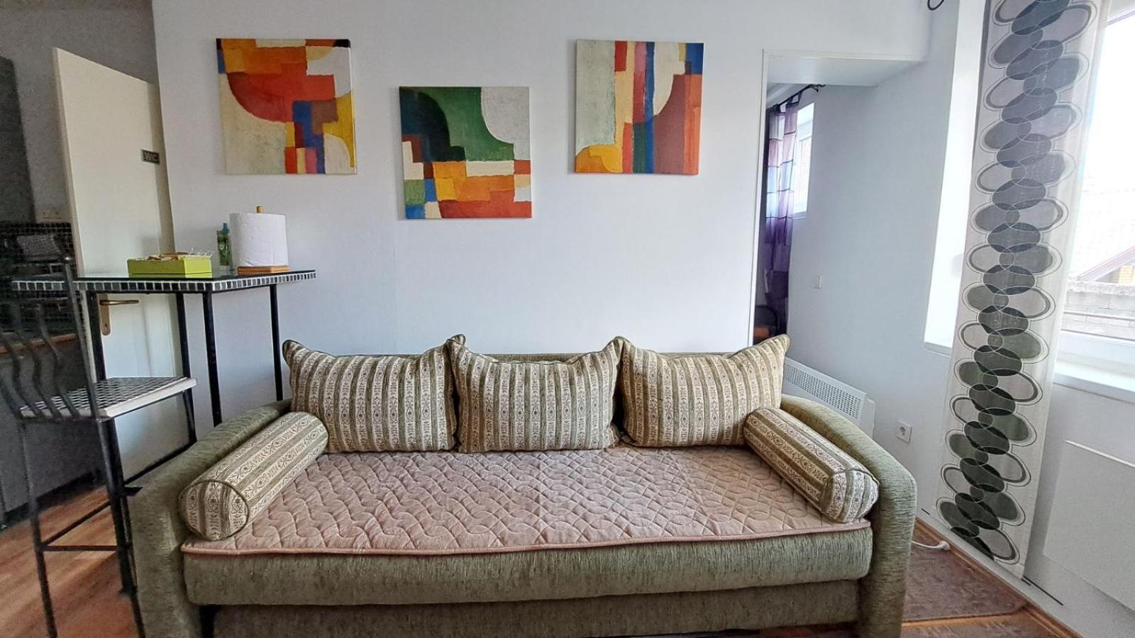 Old Town Retreat Apartment Sarajevo Bagian luar foto
