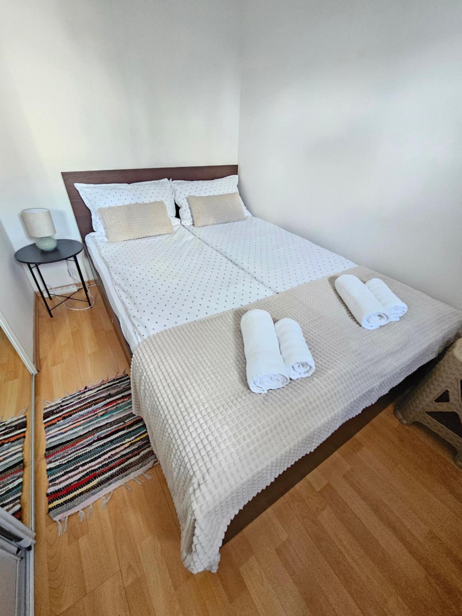 Old Town Retreat Apartment Sarajevo Bagian luar foto